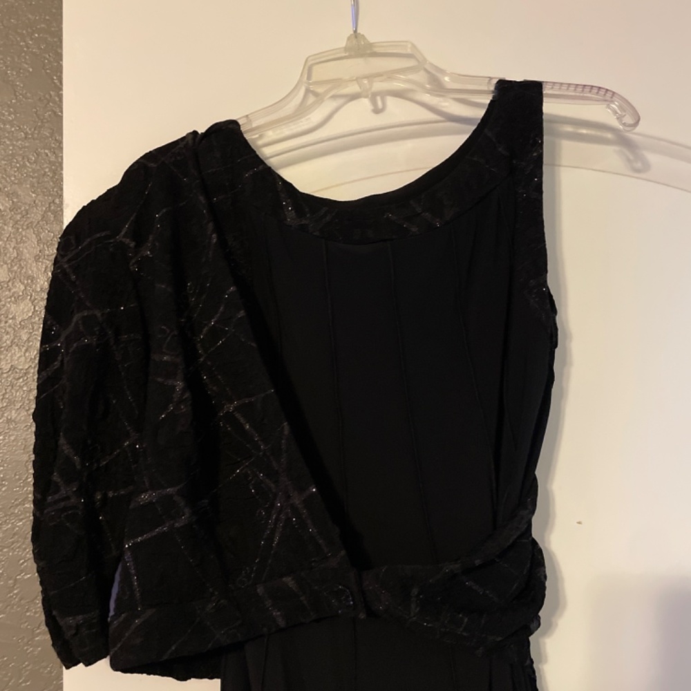 Little black dress - Picture 3 of 4